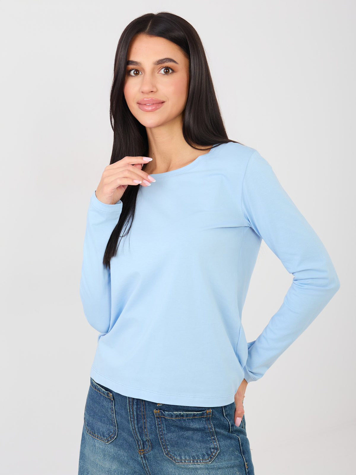 Jasnoniebieski longsleeve basic z okrągłym dekoltem