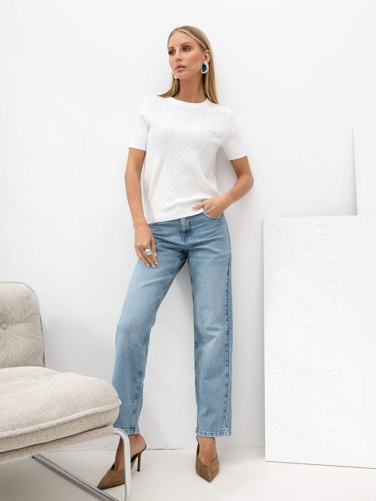 Jasnoniebieskie damskie jeansy straight leg