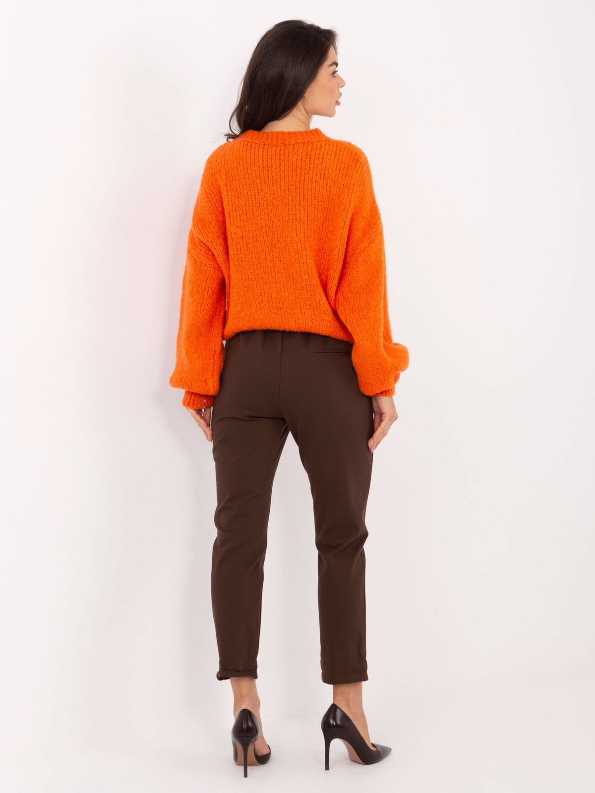 Pomarańczowy sweter oversize z wełną